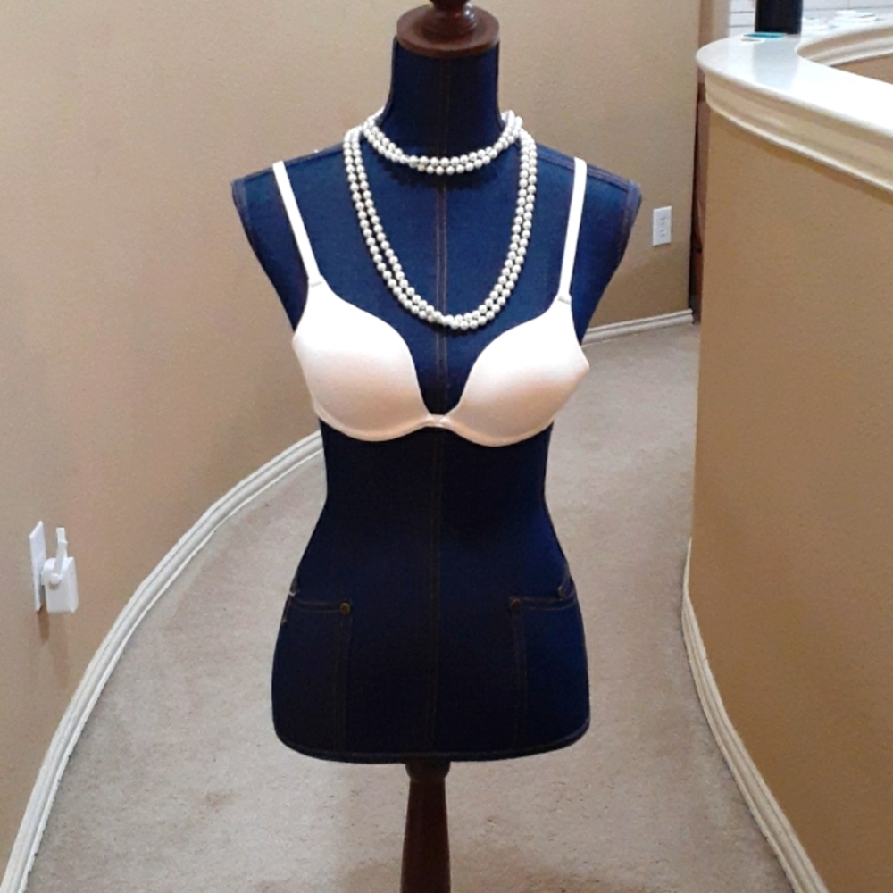 SEXY WHITE BRA